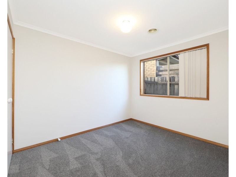 54 Laura Road, Knoxfield VIC 3180