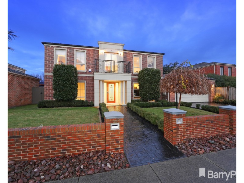 77 Langhorne Crescent, Rowville VIC 3178