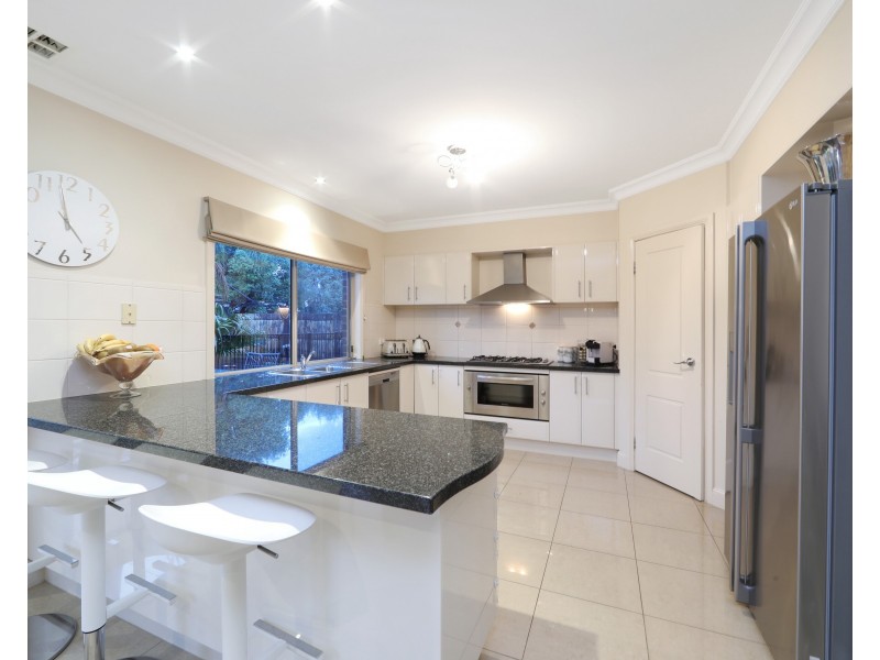 77 Langhorne Crescent, Rowville VIC 3178