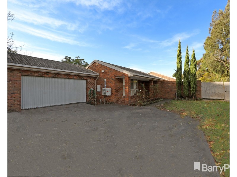 32 Taylors Lane, Rowville VIC 3178