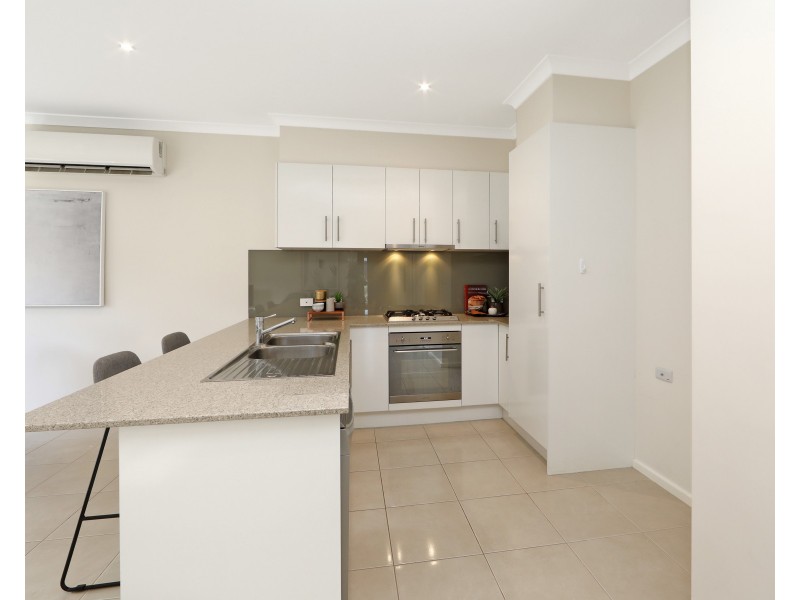 2/110 Harley Street North, Knoxfield VIC 3180