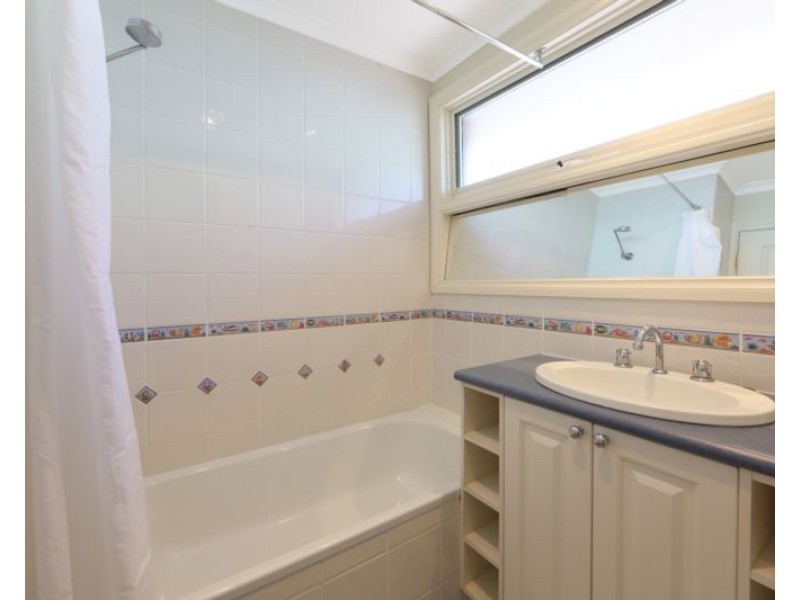 160 Taylors Lane, Rowville VIC 3178