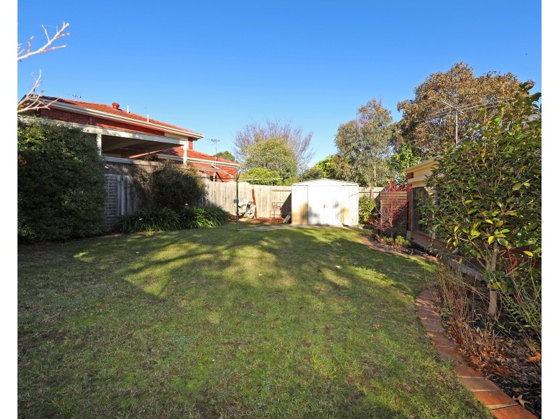 20 Garland Rise, Rowville VIC 3178