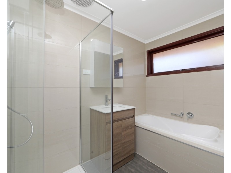 183 Rawdon Hill Drive, Dandenong North VIC 3175