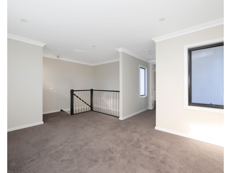 3/4 Stamford Crescent, Rowville VIC 3178