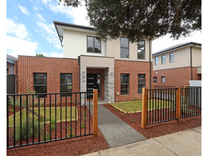4/4 Stamford Crescent, Rowville VIC 3178