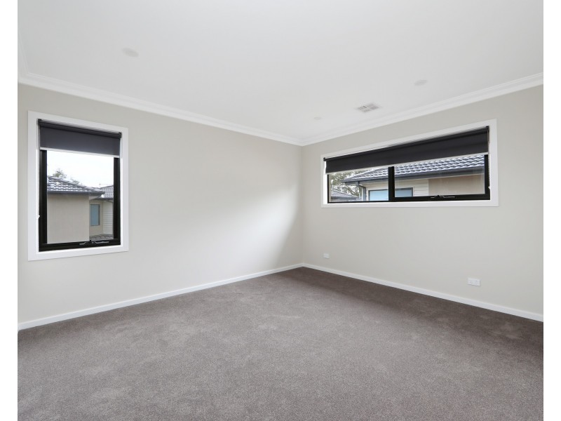 4/4 Stamford Crescent, Rowville VIC 3178