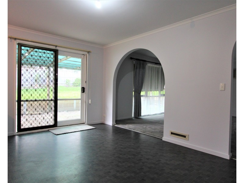 4 Tullaroop Court, Lysterfield VIC 3156