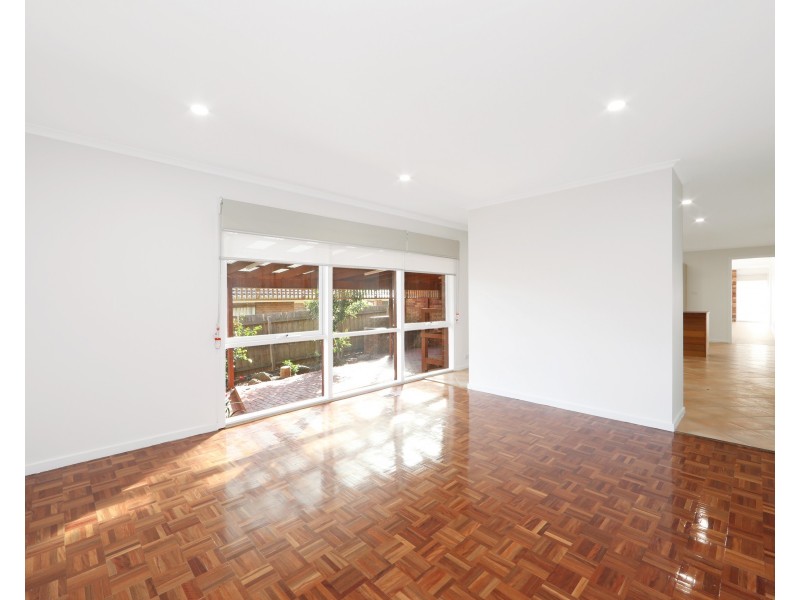 21 Erie Avenue, Rowville VIC 3178