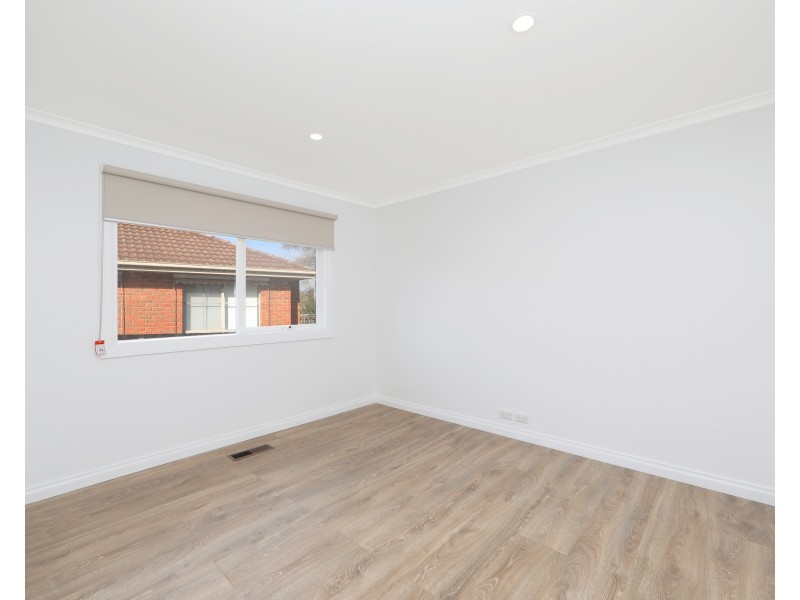 21 Erie Avenue, Rowville VIC 3178