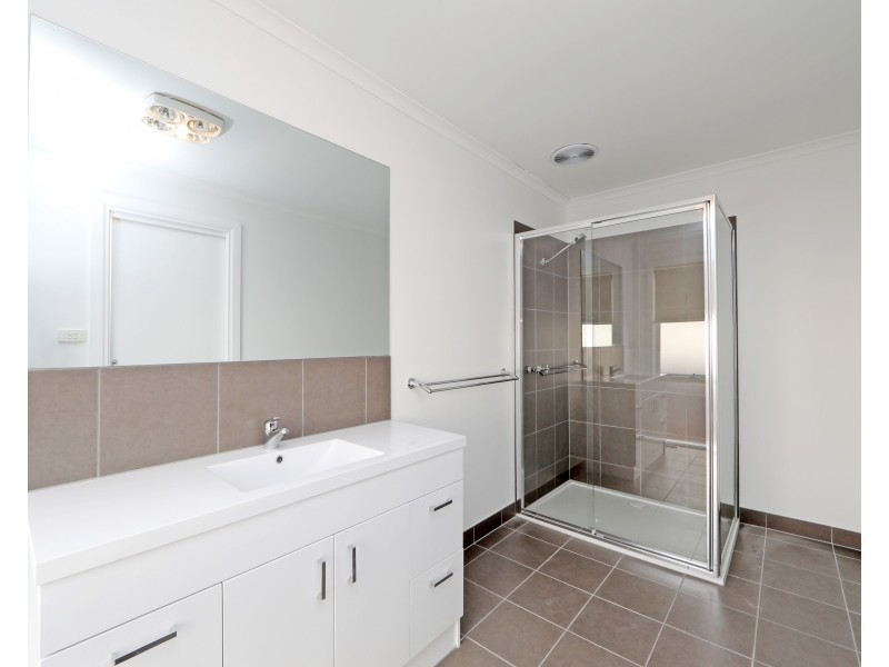 21 Erie Avenue, Rowville VIC 3178