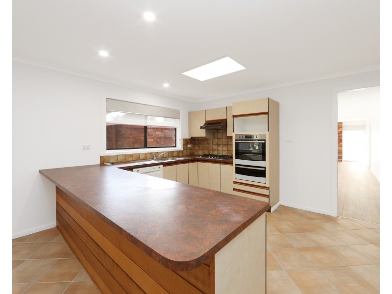 21 Erie Avenue, Rowville VIC 3178