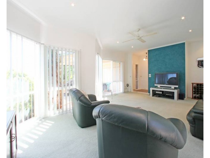 60 Simon Avenue, Rowville VIC 3178