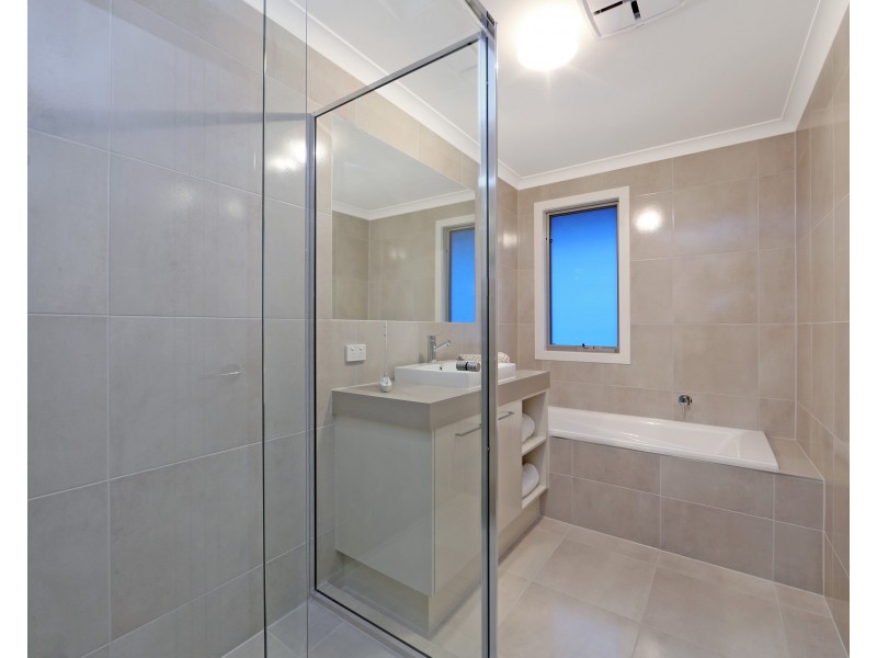 1/273 Dandelion Drive, Rowville VIC 3178