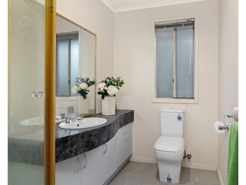 9 Grange Drive, Lysterfield VIC 3156