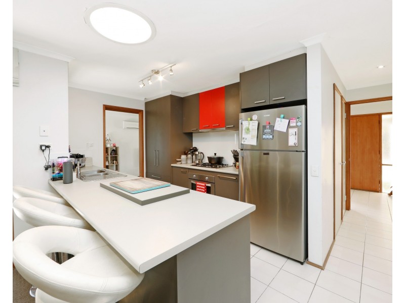 94 Willow Avenue, Rowville VIC 3178