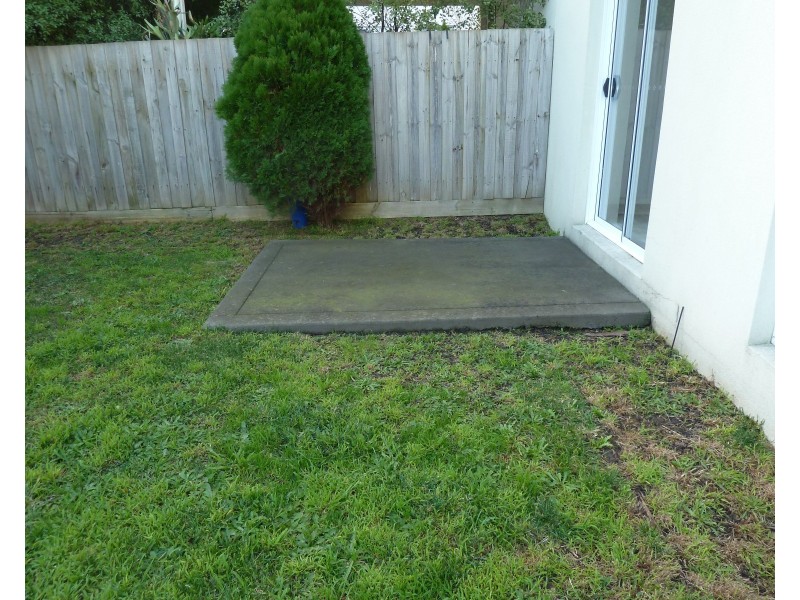 85 Sovereign Manors Crescent, Rowville VIC 3178