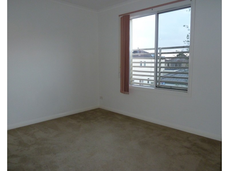 85 Sovereign Manors Crescent, Rowville VIC 3178