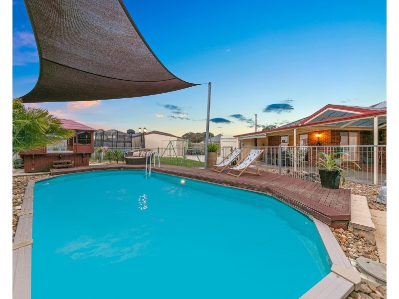 47 Astley Wynd, Lynbrook VIC 3975