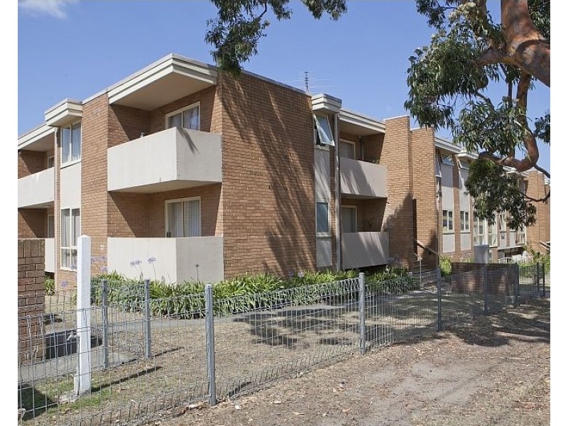 8/9 Weller Street, Dandenong VIC 3175