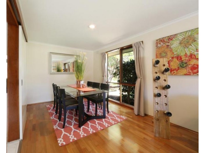 22 Valleyview Drive, Rowville VIC 3178
