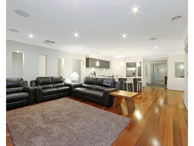 48 Koolamara Boulevard, Ferntree Gully VIC 3156