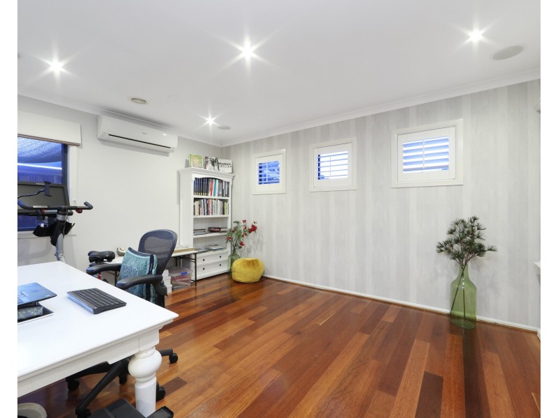 48 Koolamara Boulevard, Ferntree Gully VIC 3156