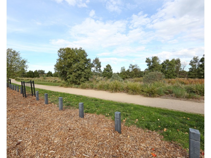 48 Koolamara Boulevard, Ferntree Gully VIC 3156