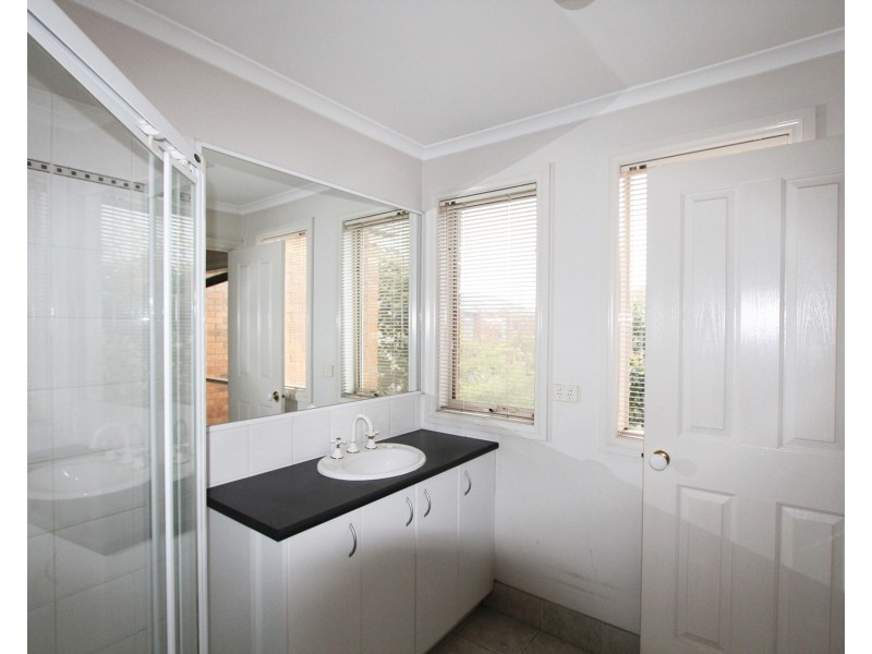 34 St Laurent Rise, Knoxfield VIC 3180