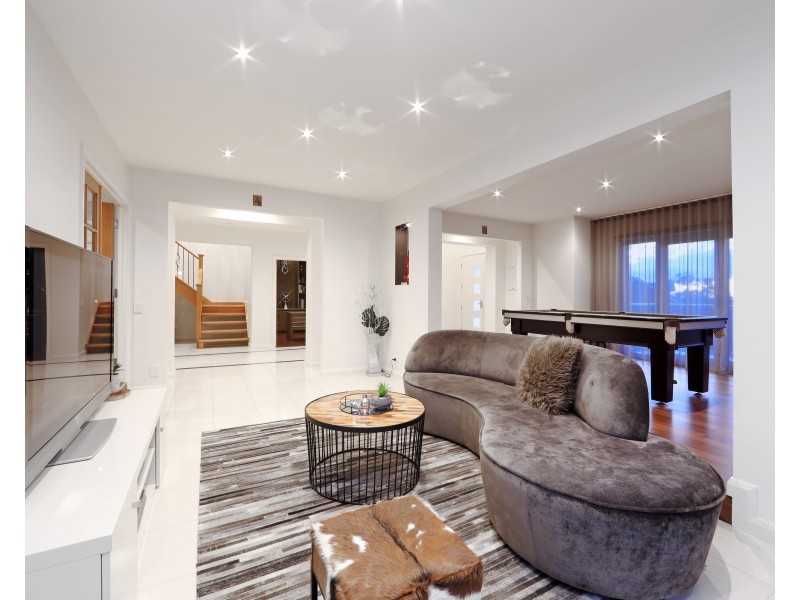 12 Sandford Close, Rowville VIC 3178