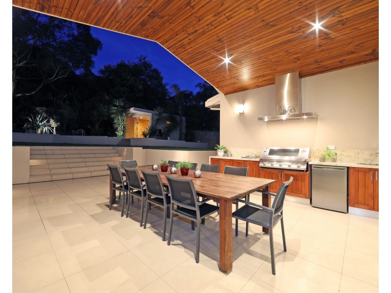 12 Sandford Close, Rowville VIC 3178