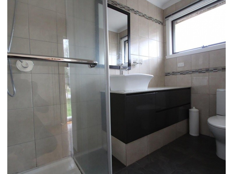 6 Shield Court, Glen Waverley VIC 3150