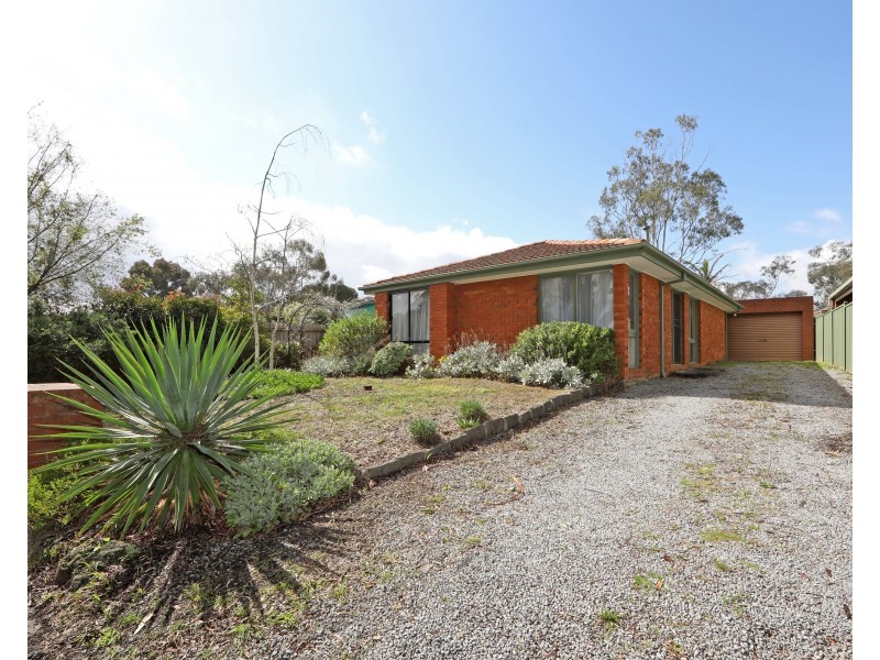 14 Willow Avenue, Rowville VIC 3178