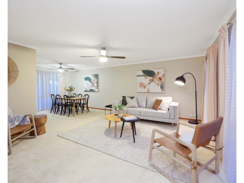 44 Cromwell Drive, Rowville VIC 3178