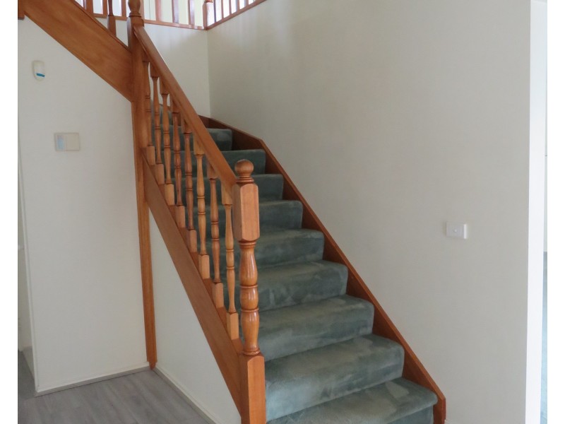 18 St Lawrance Way, Rowville VIC 3178