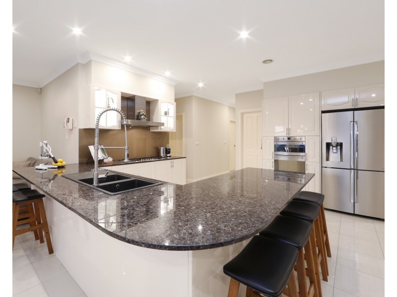 86 Grange Drive, Lysterfield VIC 3156