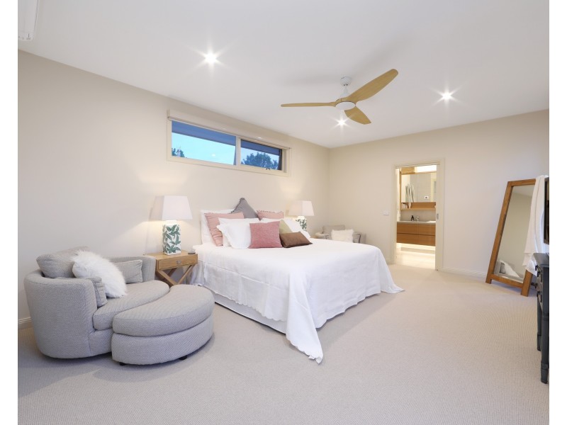 86 Grange Drive, Lysterfield VIC 3156