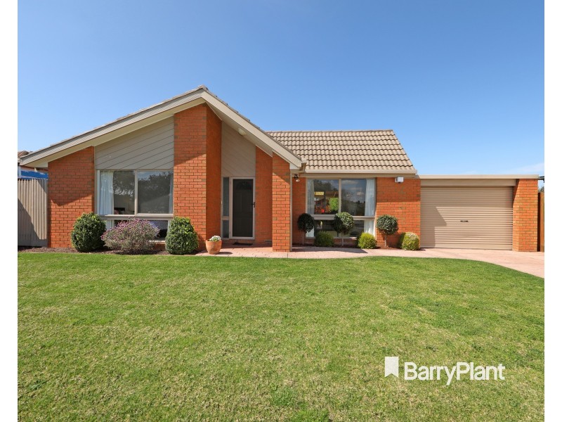 33 Taldra Drive, Ferntree Gully VIC 3156