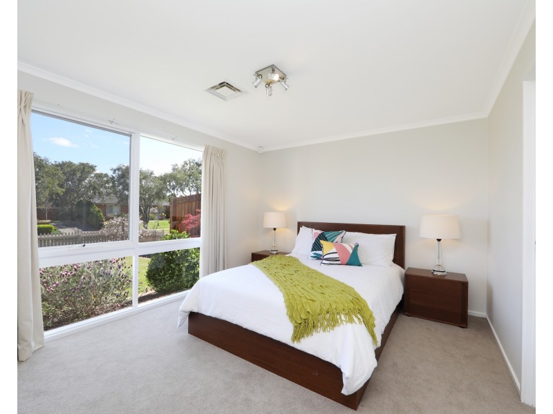 33 Taldra Drive, Ferntree Gully VIC 3156