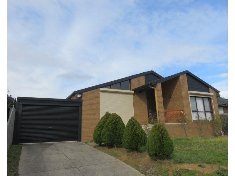 72 Dandelion Drive, Rowville VIC 3178
