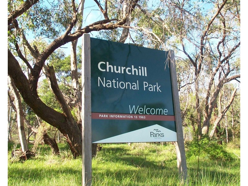 8 Hillside Court, Lysterfield South VIC 3156