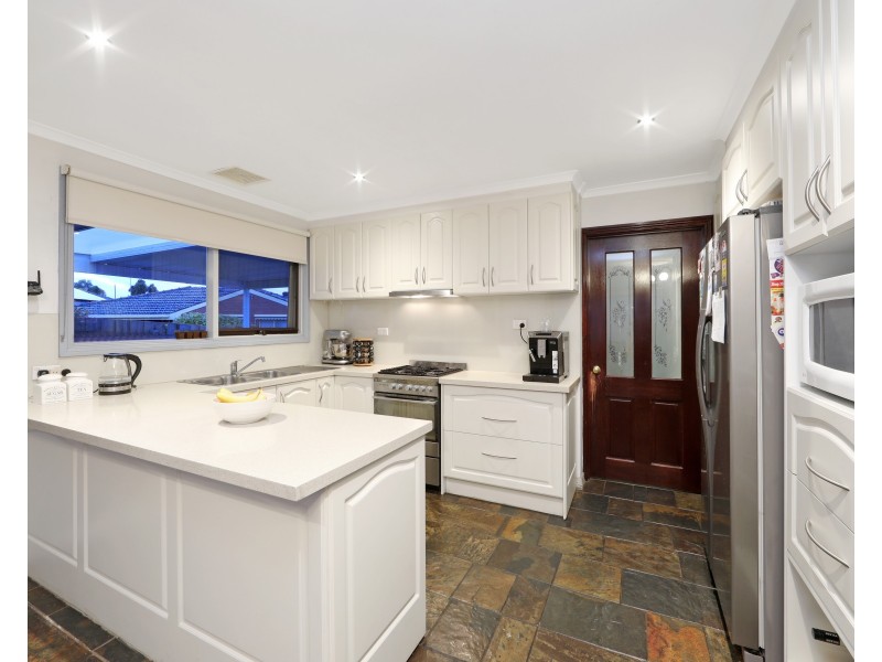 3 Fifth Avenue, Rowville VIC 3178