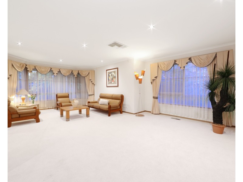 14 Dunscombe  Close, Rowville VIC 3178