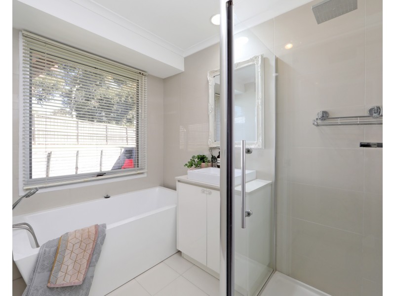 7 Lancom Rise, Rowville VIC 3178