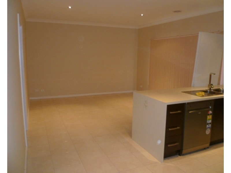 13 St Vincent Place, Berwick VIC 3806