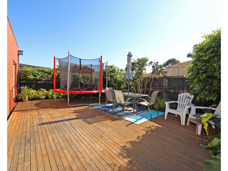 64 Sovereign Manors Crescent, Rowville VIC 3178