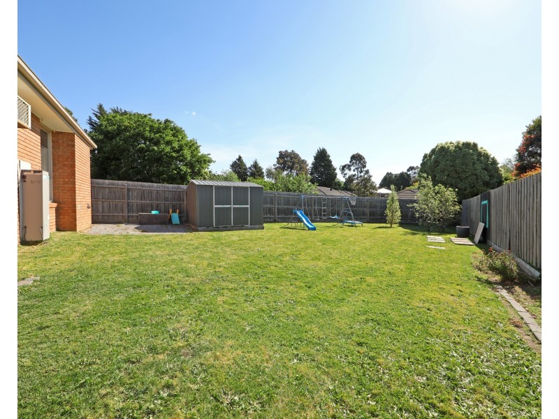 8 Tanya Court, Rowville VIC 3178