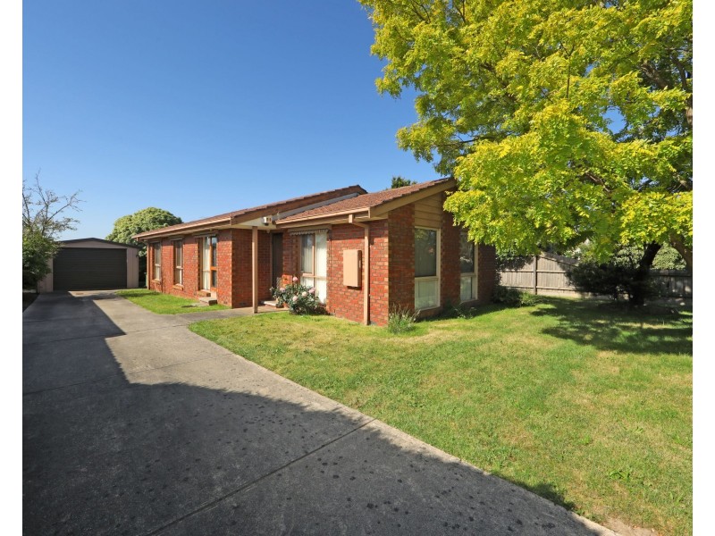 22 Fleetwood Drive, Narre Warren VIC 3805
