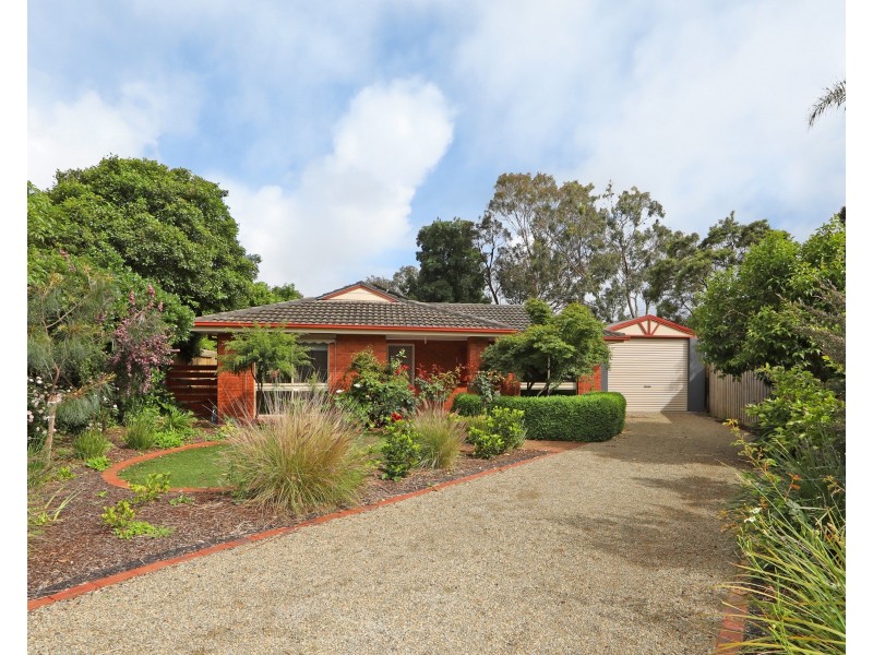 9 Sienna Court, Rowville VIC 3178