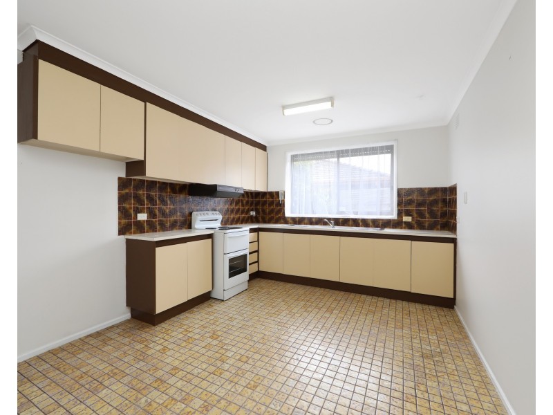 2/5 Rogers Street, Dandenong VIC 3175